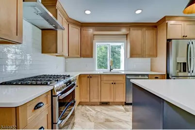 3 Dogwood Dr, Hillsborough Township, NJ 08844 - Photo 17