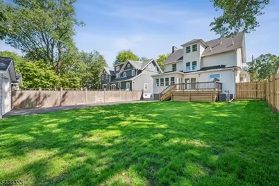 18 Burchfield Ave, Cranford Township, NJ 07016 - Photo 39