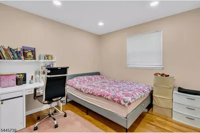 33 Oak Ave, Pequannock Township, NJ 07440 - Photo 15