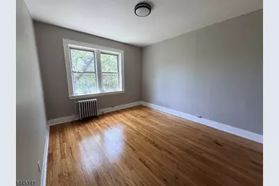 16 Irving St Apt #B6, Newark, NJ 07112 - Photo 9