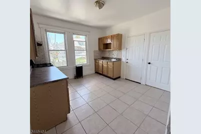 61 Mapes Ave, Newark, NJ 07112 - Photo 3