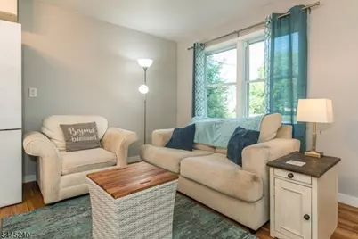 30 Tobyhanna Trl, Hopatcong, NJ 07843 - Photo 5
