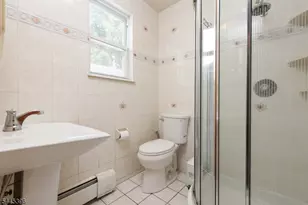 140 Valentine Pl, Woodbridge Township, NJ 07095 - Photo 17