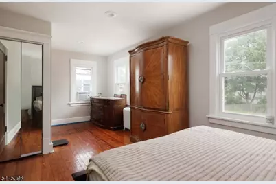 140 Valentine Pl, Woodbridge Township, NJ 07095 - Photo 23