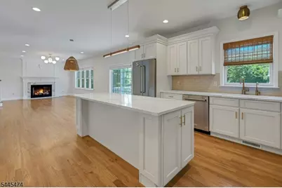 1364 Tabor Rd, Parsippany, NJ 07878 - Photo 15