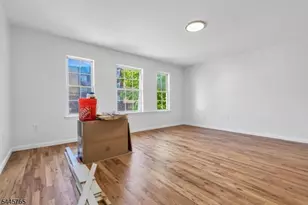 328-330 Hawthorne Ave, Newark, NJ 07112 - Photo 7