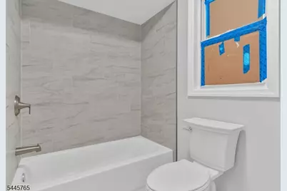 328-330 Hawthorne Ave, Newark, NJ 07112 - Photo 25