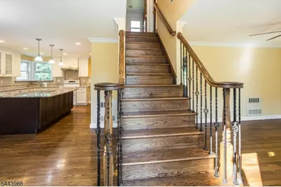 16 Chester Place, Chester, NJ 07930 - Photo 3