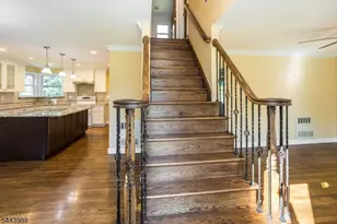16 Chester Pl, Chester, NJ 07930 - Photo 3
