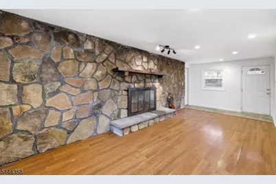 264 Vanderveer Rd, Bridgewater, NJ 08807 - Photo 9