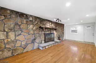 264 Vanderveer Rd, Bridgewater, NJ 08807 - Photo 9