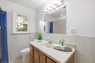 264 Vanderveer Rd, Bridgewater, NJ 08807 - Photo 13