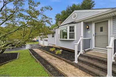 264 Vanderveer Rd, Bridgewater, NJ 08807 - Photo 21