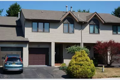10 Hemlock Ct, Raritan Township, NJ 08822 - Photo 1