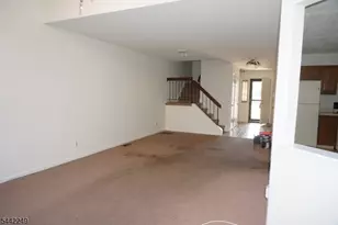 10 Hemlock Ct, Raritan Township, NJ 08822 - Photo 5