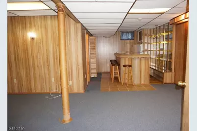 10 Hemlock Ct, Raritan Township, NJ 08822 - Photo 23