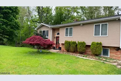 5 Lower Notch Rd, Woodland Park, NJ 07424 - Photo 9
