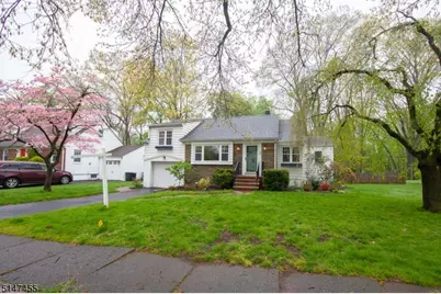 30 Chestnut Hill Pl, Glen Ridge, NJ 07028 - Photo 1