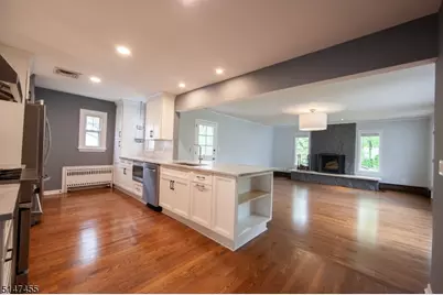 30 Chestnut Hill Pl, Glen Ridge, NJ 07028 - Photo 9