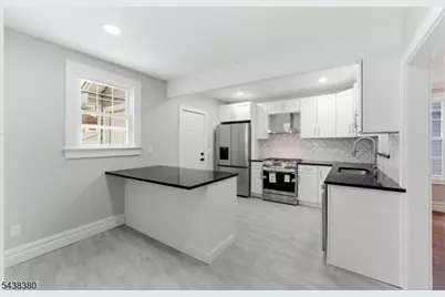 579 Newark Ave, Kenilworth, NJ 07033 - Photo 13