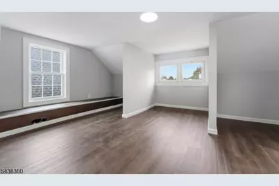 579 Newark Ave, Kenilworth, NJ 07033 - Photo 39