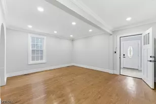 579 Newark Ave, Kenilworth, NJ 07033 - Photo 19