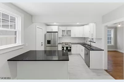 579 Newark Ave, Kenilworth, NJ 07033 - Photo 15