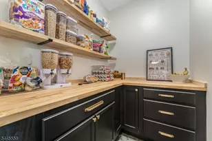 15 Chalfonte Dr, Clinton Township, NJ 08833 - Photo 21