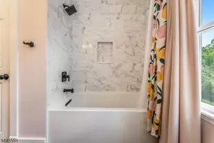 15 Chalfonte Dr, Clinton Township, NJ 08833 - Photo 33