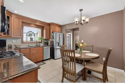112 Lincoln Ave, North Arlington, NJ 07031 - Photo 9