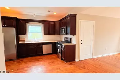 314 Center St #1, Elizabeth, NJ 07202 - Photo 3