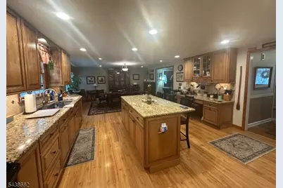 30 Dogwood Dr, Chester, NJ 07930 - Photo 5