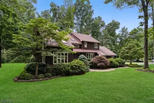 15 Sweetwood Dr, Randolph Township, NJ 07869 - Photo 5