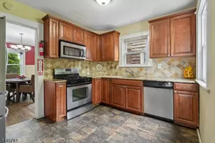 585 Ridge St, Newark, NJ 07104 - Photo 11