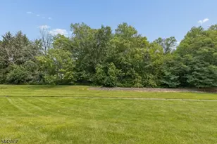 44 Lancelot Dr, Berkeley Heights Township, NJ 07922 - Photo 29