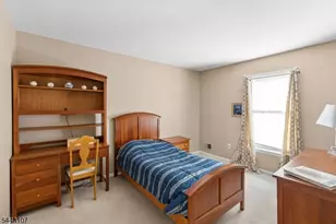44 Lancelot Dr, Berkeley Heights Township, NJ 07922 - Photo 21