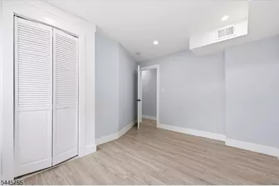 24 Kingsley St, West Orange Township, NJ 07052 - Photo 17