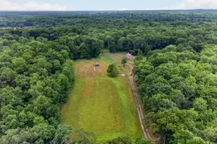 41 Featherbed Ln, Raritan Township, NJ 08822 - Photo 17
