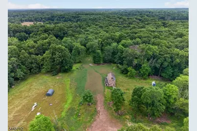 41 Featherbed Lane, Raritan Township, NJ 08822 - Photo 15