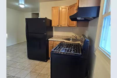 763 W Grand Ave #2 R, Rahway, NJ 07065 - Photo 1