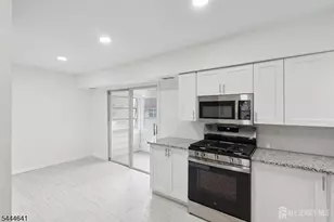 5C Pennsylvania Dr, Old Bridge Township, NJ 07747 - Photo 5