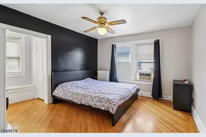 711-713 Degraw Ave, Newark, NJ 07104 - Photo 17
