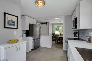 4 Lakeview Ave, Mount Olive, NJ 07828 - Photo 13
