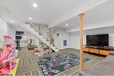 40 Oakwood Ave, Montclair, NJ 07043 - Photo 31