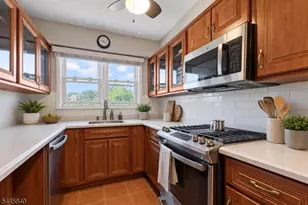 415 Claremont Ave, Montclair, NJ 07042 - Photo 9