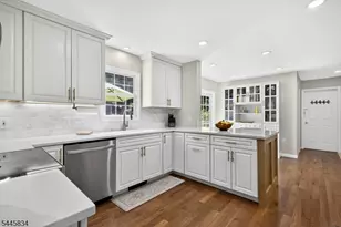 8 Cross Oak Ln, West Milford, NJ 07480 - Photo 7