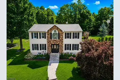 8 Cross Oak Ln, West Milford, NJ 07480 - Photo 1