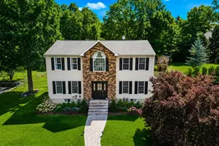 8 Cross Oak Ln, West Milford, NJ 07480 - Photo 1