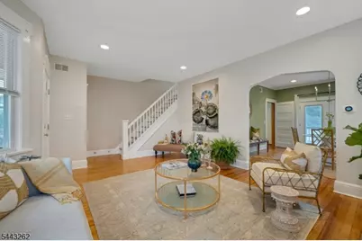 920 Pennsylvania Ave, Union Township, NJ 07083 - Photo 3