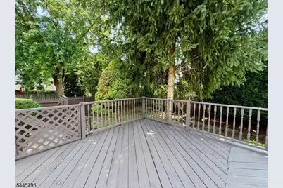 814 Willis Pl, Roselle Park, NJ 07204 - Photo 43